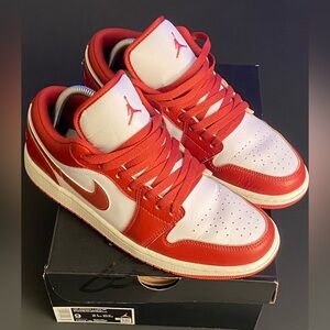 Air Jordan 1 low se size 9us mens